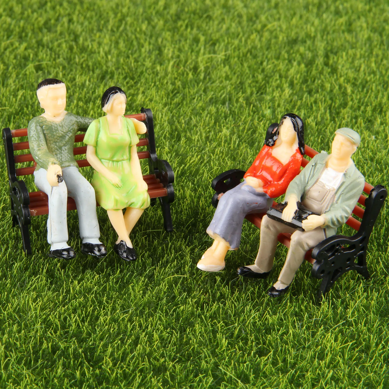 100pcs/lot 1:100 Scale Model M - Kids Outdoor Swing Set 评论和价格