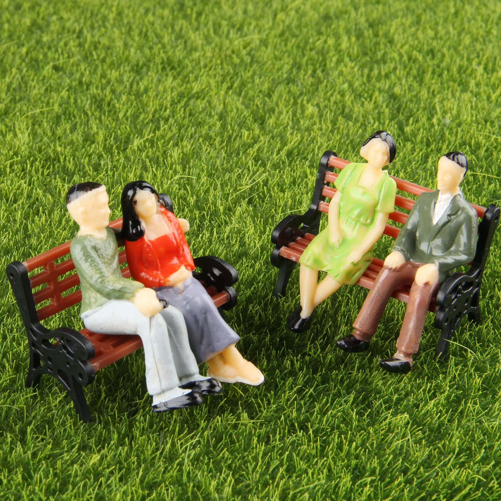 100pcs/lot 1:100 Scale Model M - Kids Outdoor Swing Set 评论和价格